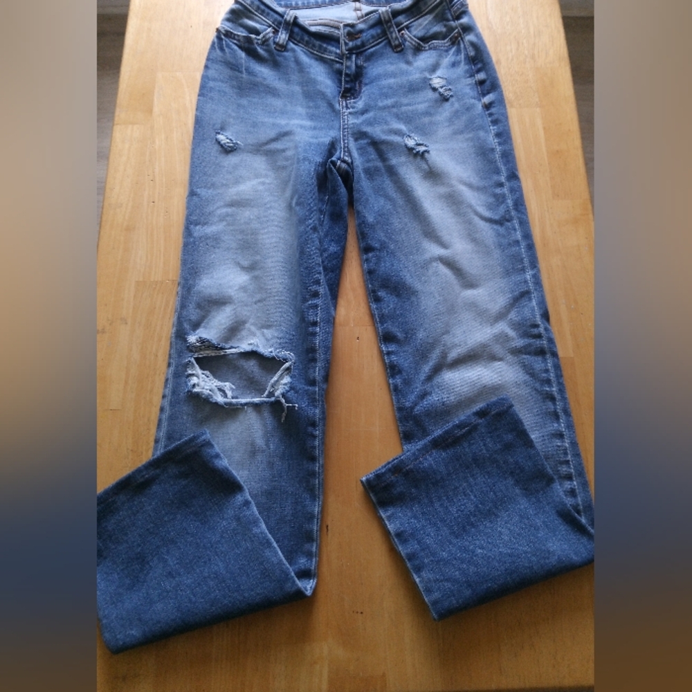 Fashion nova jeans size 1 relaxed fit